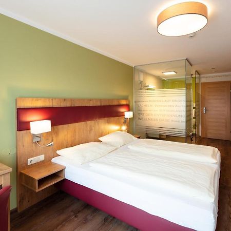 Ferienhotel Herzog Ноймаркт-ам-Валлерзе Экстерьер фото