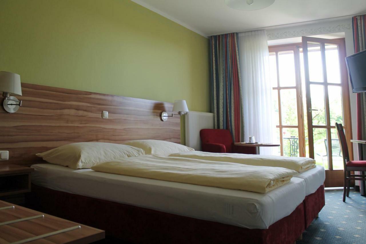 Ferienhotel Herzog Ноймаркт-ам-Валлерзе Экстерьер фото
